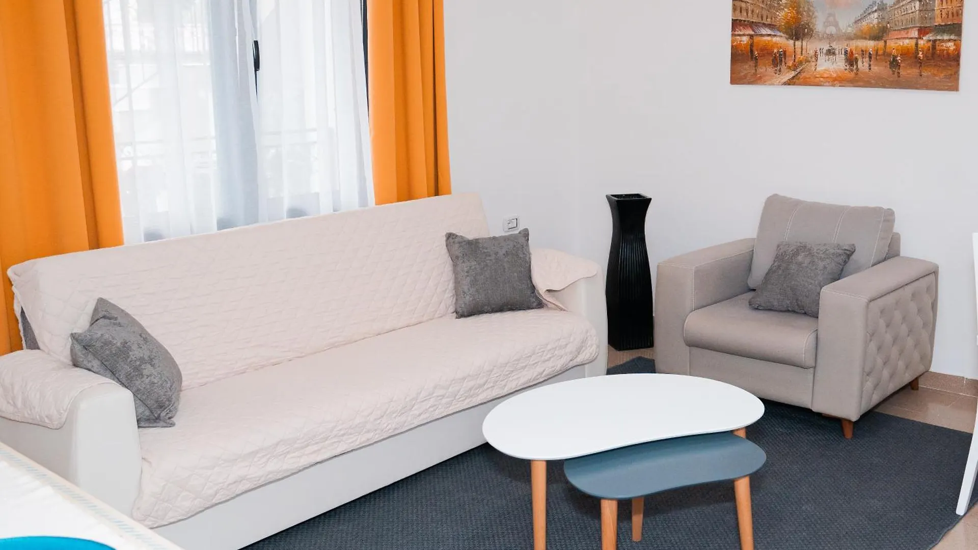 Vila Kristal Tirana Apartments 0*,  Albania