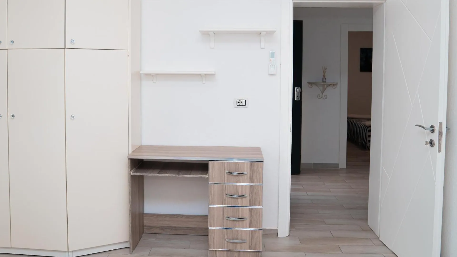 Vila Kristal Tirana Apartments 0*,