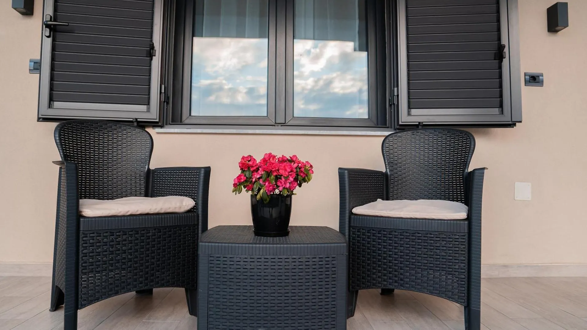 Vila Kristal Tirana Apartments 阿尔巴尼亚